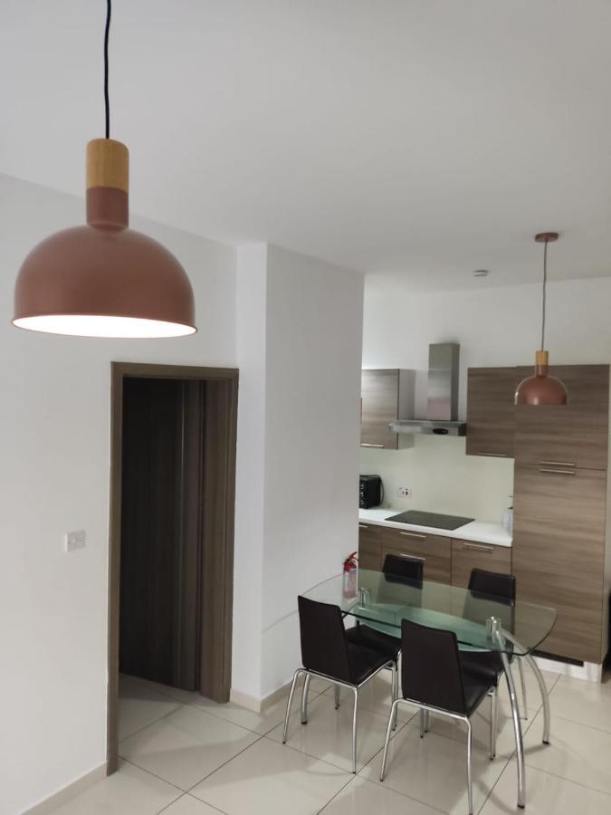 Appartamento Hampton Court, Block C, N.2 St. Paul's Bay Esterno foto