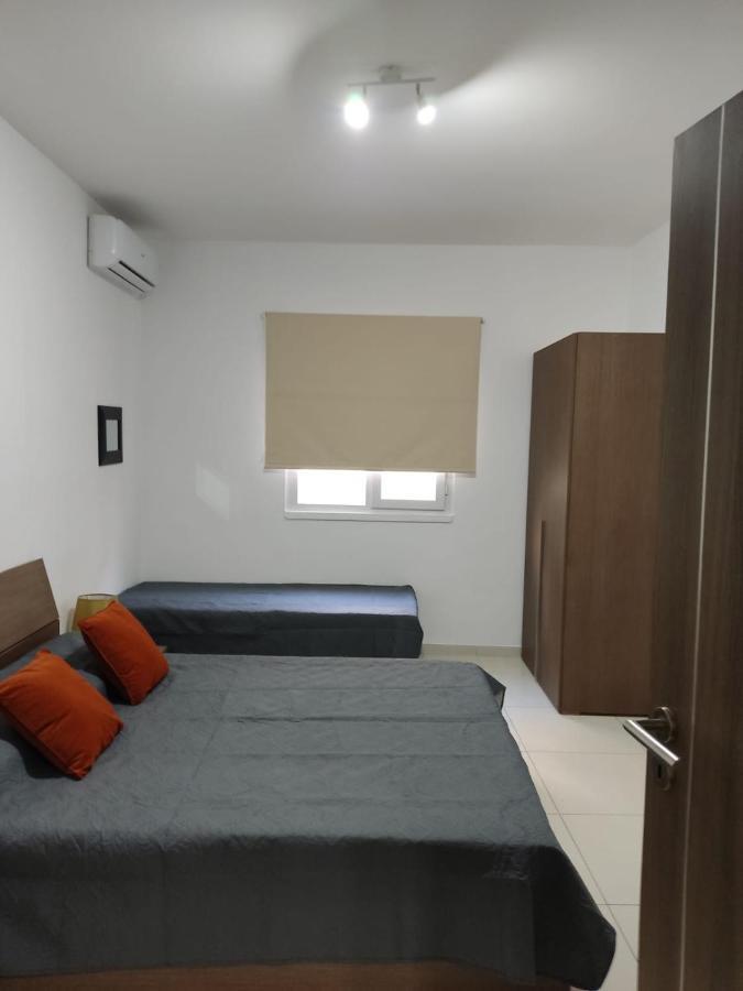Appartamento Hampton Court, Block C, N.2 St. Paul's Bay Esterno foto
